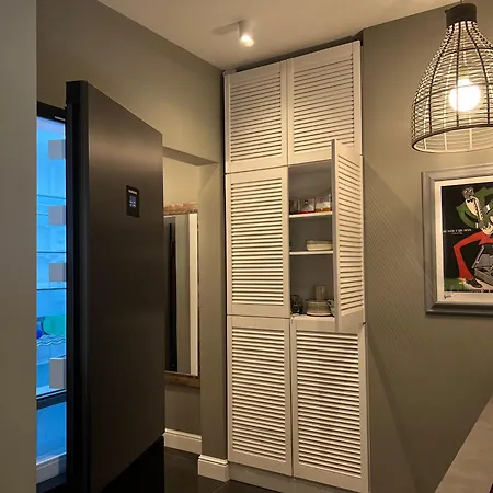 Laurel & Hardy - Old Center Апартаменты София