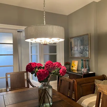 Laurel & Hardy - Old Center סופיה